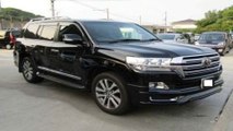 Toyota Landcruiser Review and Specs.