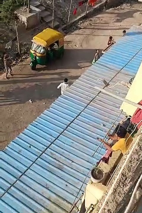 इंदौर: शाम 5 बजे थाली और ताली बजाकर लोगों ने दिखाई एकजुटता