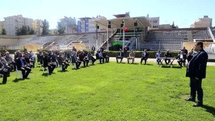 Korona virüs bilgilendirme toplantısı stadyumda yapıldı