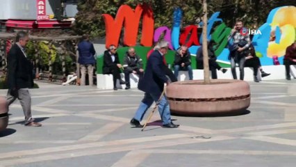 Yasağa uymayan yaşlıların bahanesi alışveriş