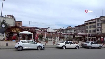 Korona virüs tedbirleri sebebiyle sokaklar boş kaldı