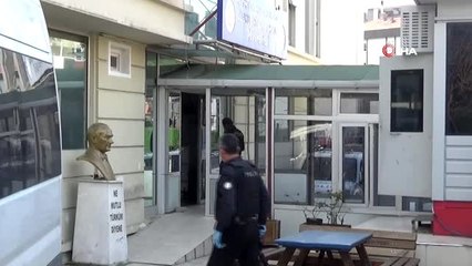 Maltepe'de bir hastanede korona virüs nedeniyle karantinadaki annesini görmesine izin vermeyen 2...