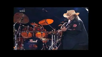 NEIL YOUNG - Let's Roll
