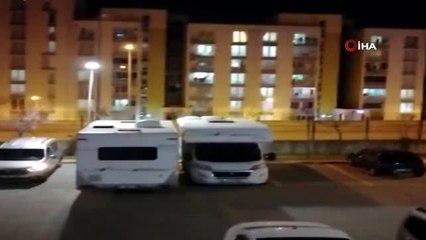 İstanbullular sağlık çalışanlarını alkışladı