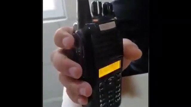 Yaşlı adam rakı istedi polis ne yapacağını şaşırdı... İşte o video...