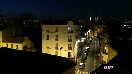 PARIS Hommage rendu aux corps medicaux dans la lutte contre le Coronavirus / Covid 19