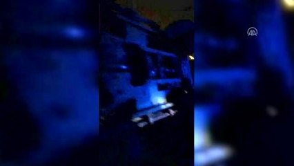 Zırhlı polis aracının çarptığı 2 inek telef oldu