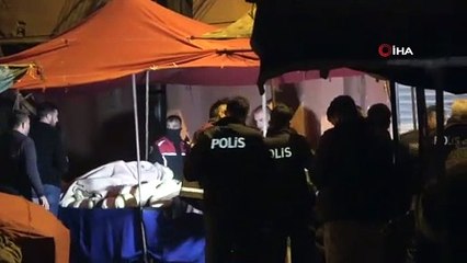 Adana’da pazar yerinde silahlı bıçaklı kavga: 1 ölü 2 yaralı