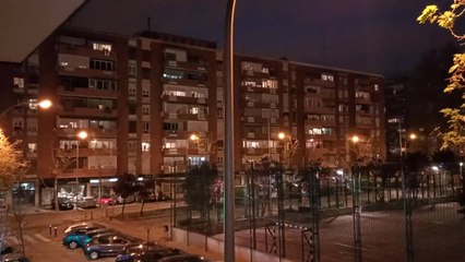 'Resistiré' Suena En El Homenaje A Los Sanitarios