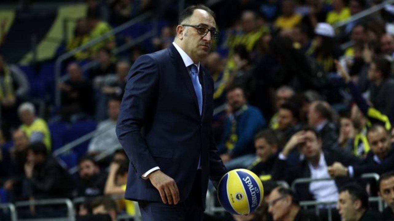 Fenerbahçe Beko İdari Menajeri Cenk Renda: Yüzde 1 milyon koronayım