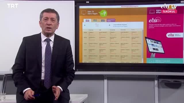 Milli Eğitim Bakanı Ziya Selçuk, uzaktan eğitimin ilk dersini verdi