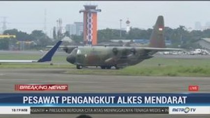 Pesawat Pengangkut Alat Kesehatan dari Tiongkok Tiba di Lanud Halim