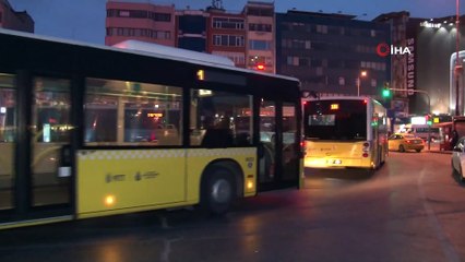Halk Otobüslerine Koronavirüs'e Karşı " Birlikte Başaracağız" Yazıları Asıldı