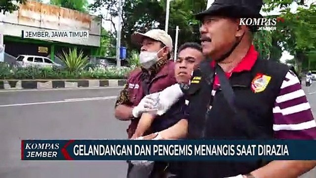 Gelandangan dan Pengemis Menangis Saat Ditangkap Petugas
