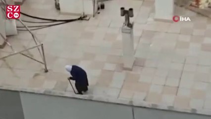 Antalya’da 65 yaş üstü yaşlı teyze dışarı çıkamayınca çatıda gezdi