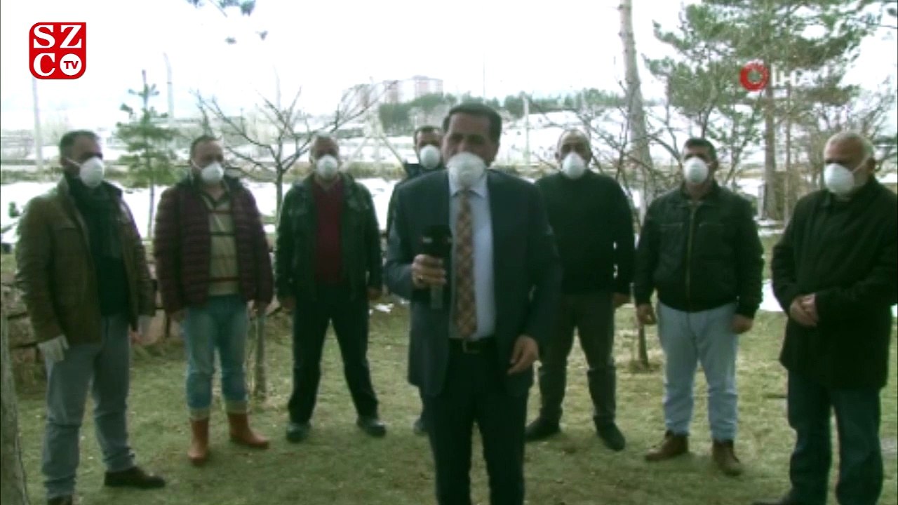“Git korona git buradan” bestesi gülümsetiyor