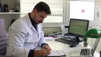 Psikolog Mert Dravor: “Sosyal medyadan yapılan yanlış paylaşımlar toplumun psikolojisini bozuyor”