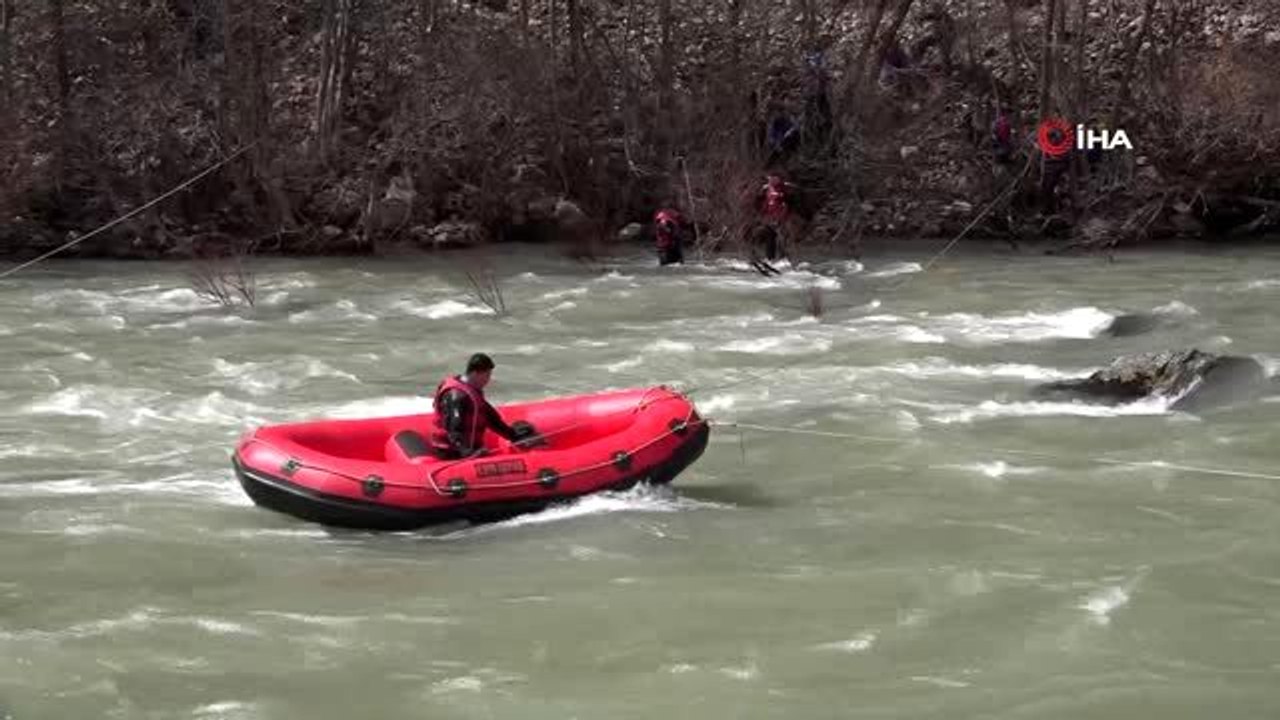 - Munzur Çayına düşen Uzman Çavuş Güneş, iki farkı noktada aranıyor- 15 Temmuz'da yaralanan, Elazığ...