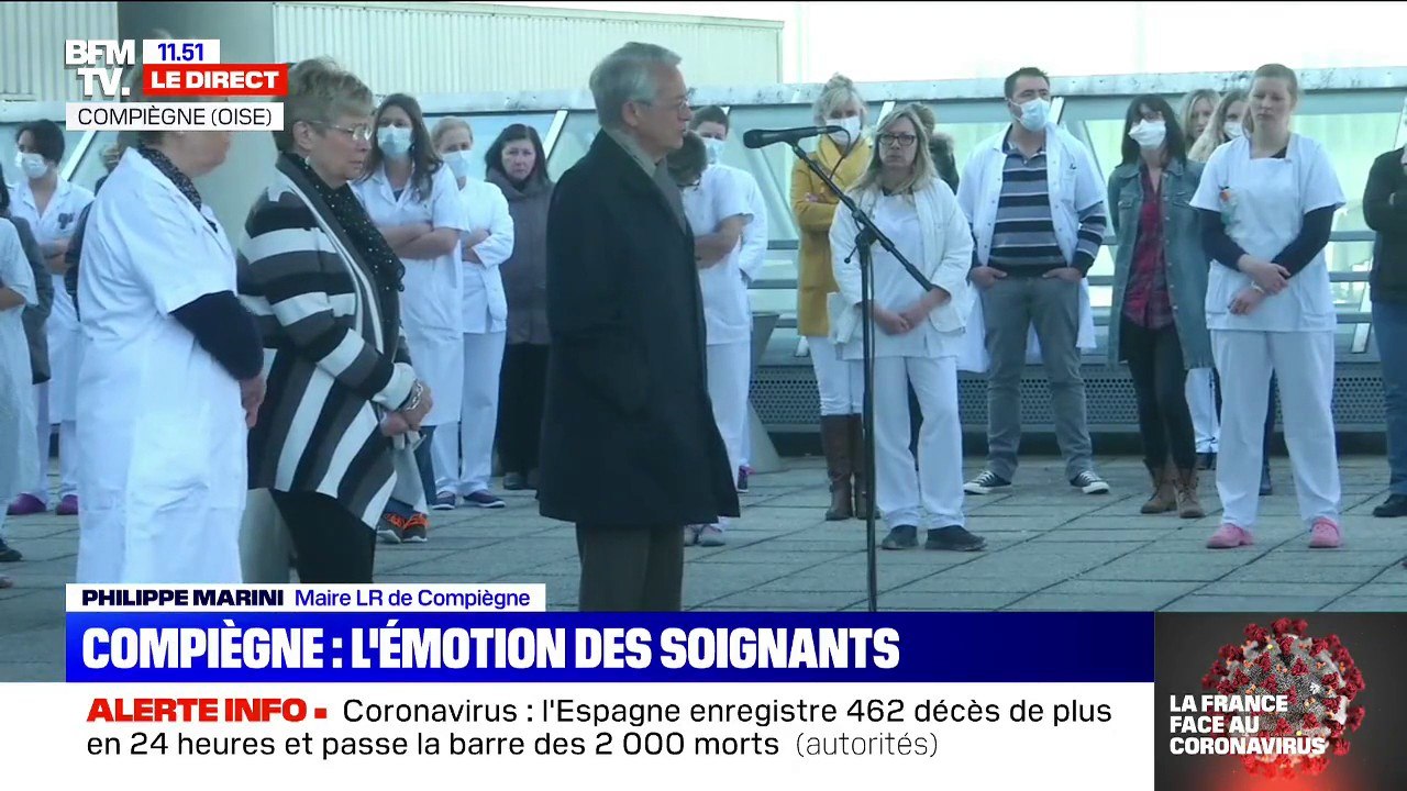 Le personnel soignant de l'hôpital de Compiègne rend hommage à leur collègue décédé du coronavirus