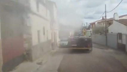 La UME adapta cañones de nieve para desinfectar un pueblo de Toledo