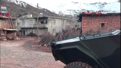 Siirt'te jandarmadan ilçe ve köylerde 'dışarıya çıkmayın' anonsu