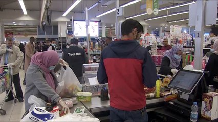 شبح كورونا يرفع أسعار المواد الأساسية في ليبيا