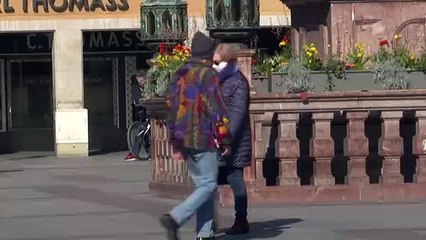 So verteilen sich Keime beim Husten in der Luft