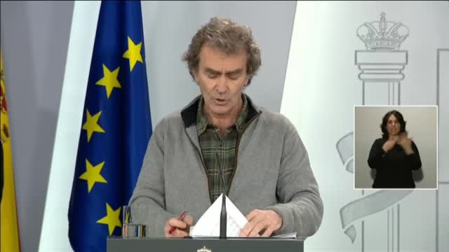 Fernando Simón cifra en 33.089 contagiados por coronavirus y 2.182 fallecidos