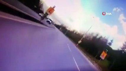 Boş yolda köpeğe çarpan motosiklet sürücüsü ölüm ile burun buruna geldi