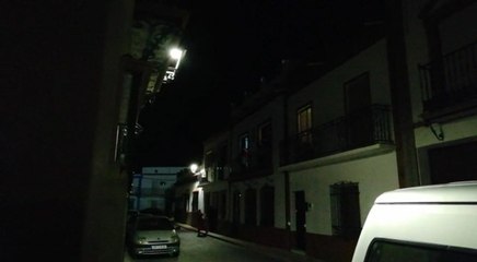 Tamborileros de Villamanrique interpretan la 'Salve' desde sus casas