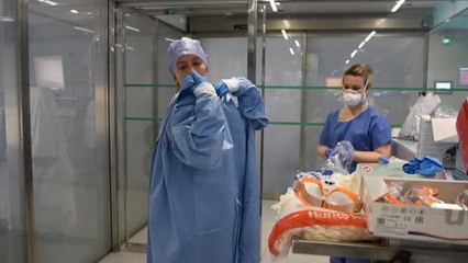 La gente se vuelca en crear mascarillas en ayuda a los sanitarios