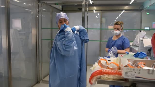 La gente se vuelca en crear mascarillas en ayuda a los sanitarios