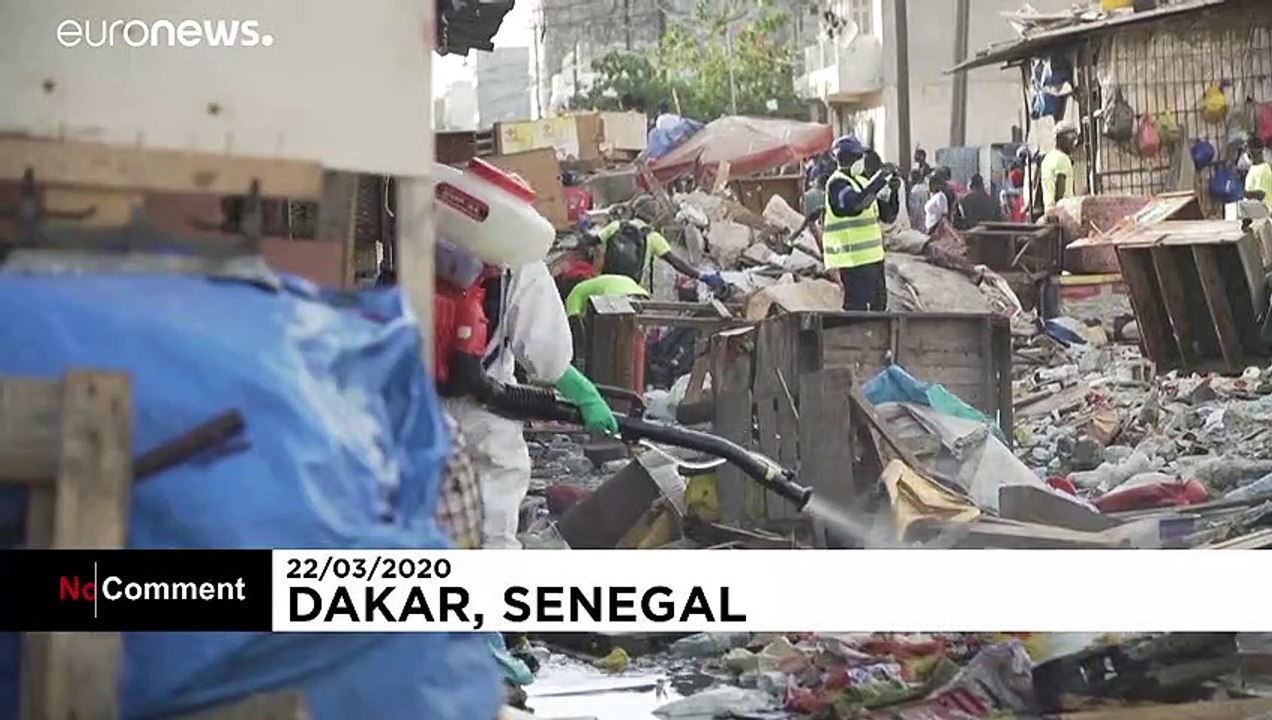Markt in Dakar brachial desinfiziert