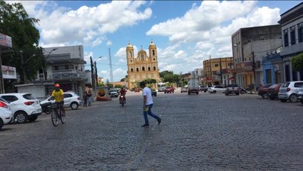 SEGUNDA-FEIRA EM ITAMBÉ E PEDRAS DE FOGO