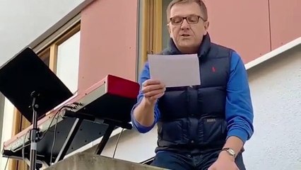 Alemães cantam Bella Ciao num momento de pura solidariedade com os italianos