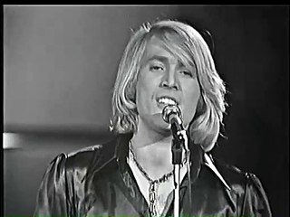 RICCHI E POVERI * IN QUESTA CITTA'_