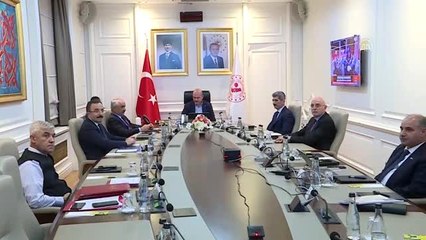 Bakan Soylu 81 ilin valisiyle yeni tip koronavirüse karşı alınan tedbirleri değerlendirdi
