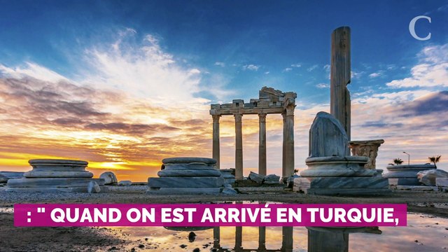 Alessandra Sublet contrôlée par les douaniers avec un sextoy dans sa valise