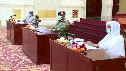 Sudan'da koronavirüs salgını nedeniyle sokağa çıkma yasağı ilan edildi