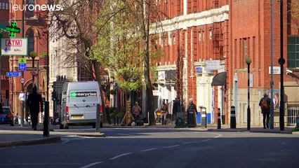 Coronavirus :  les Britanniques confinés eux aussi