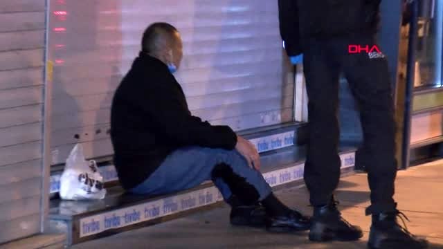 KAĞITHANE'DE, ETRAFA ATEŞ AÇAN SALDIRGANLAR BEKÇİLERLE ÇATIŞTI 3 YARALI