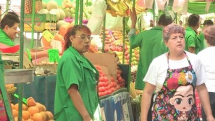 México inicia plan de distanciamiento que pone en jaque al comercio informal