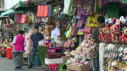 Como AMLO, mexicanos se escudan con amuletos religiosos contra el COVID-19
