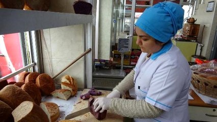 Bağışıklığı güçlendiren mor ekmek üretildi, yok satıyor