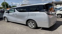 Toyota Vellfire Review and Specs.