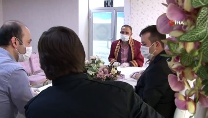 Nikahı Kıyılan Çiftler, Mutluluklarını Paylaşamadı