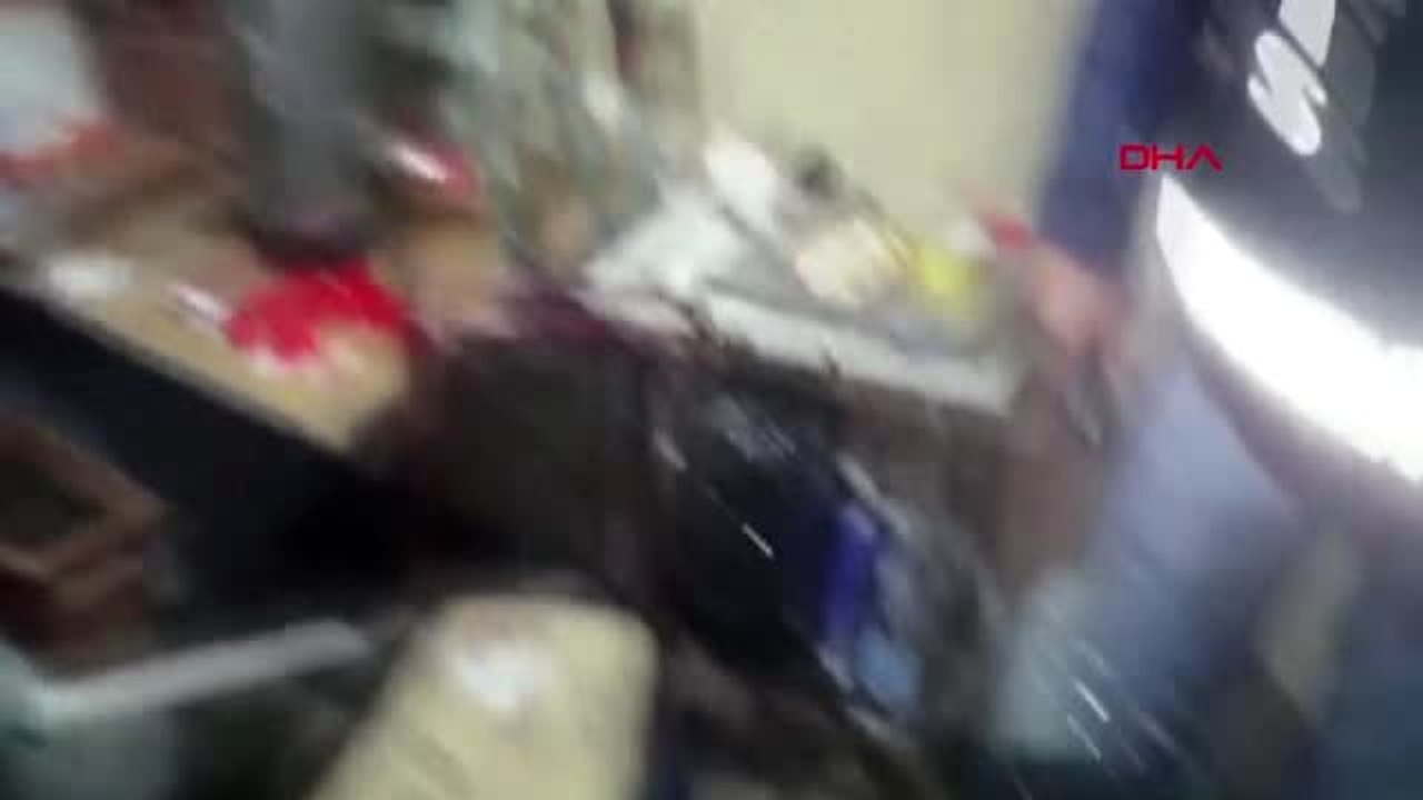 Tekirdağ'da, kaçak etil alkol üreten depoya polis baskını
