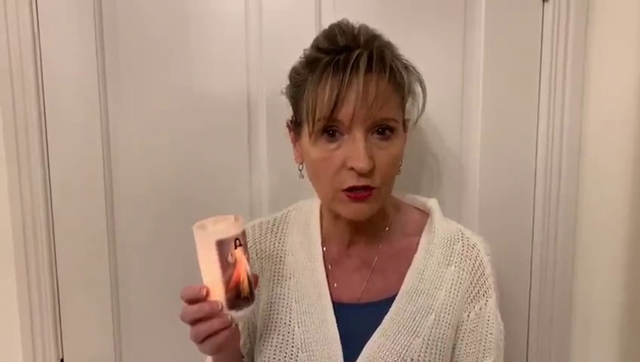 Martina Anderson encourages Derry to take part in Light for Ireland - Solidarity with the World coronavirus initiative