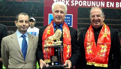 Galatasaray'ın eski milli kalecisi Nihat Akbay vefat etti