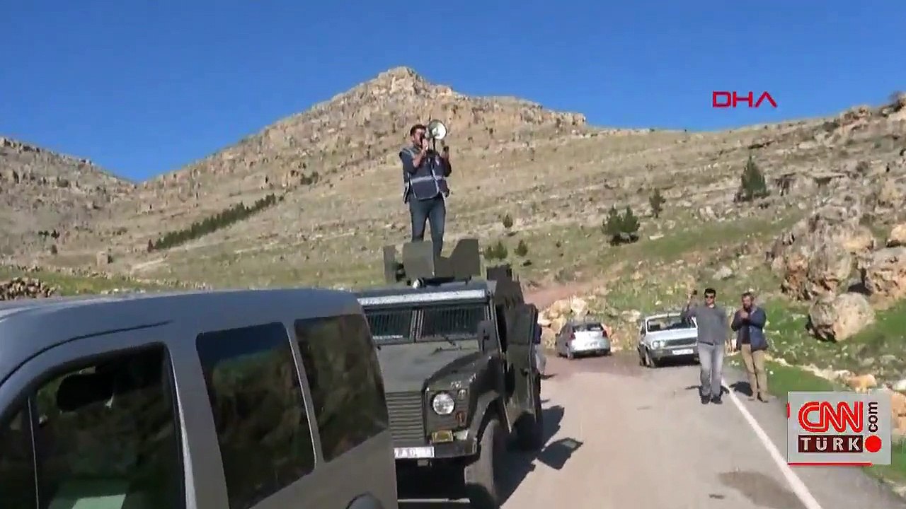 Piknikçileri önlemek için şelale yolu kapatıldı